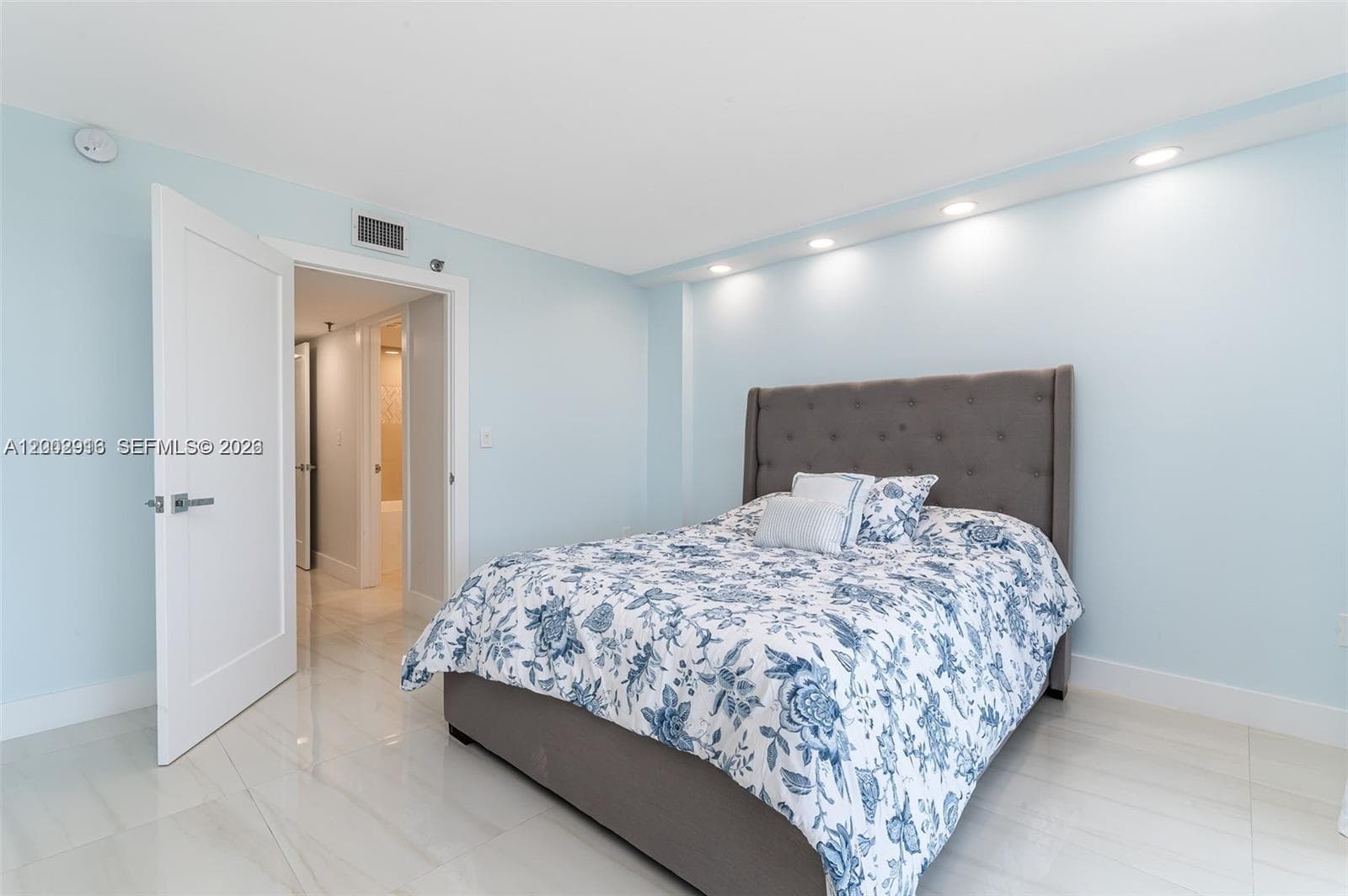 3912 Ocean Blvd 306 photo 16