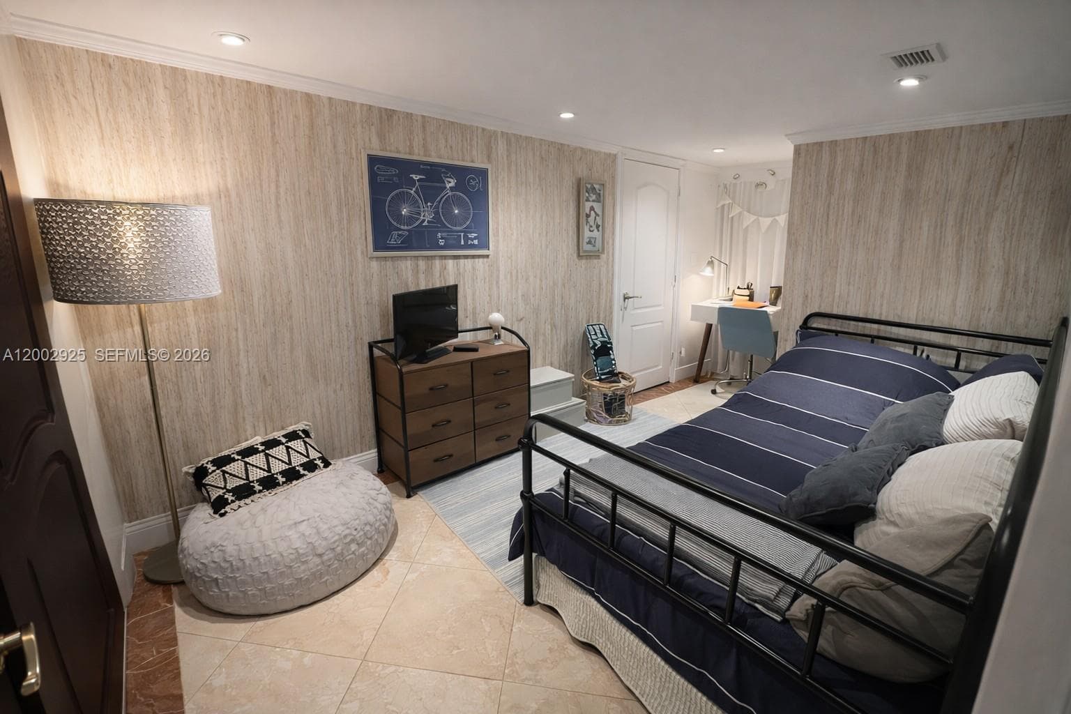 141 Crandon Blvd 331 photo 4