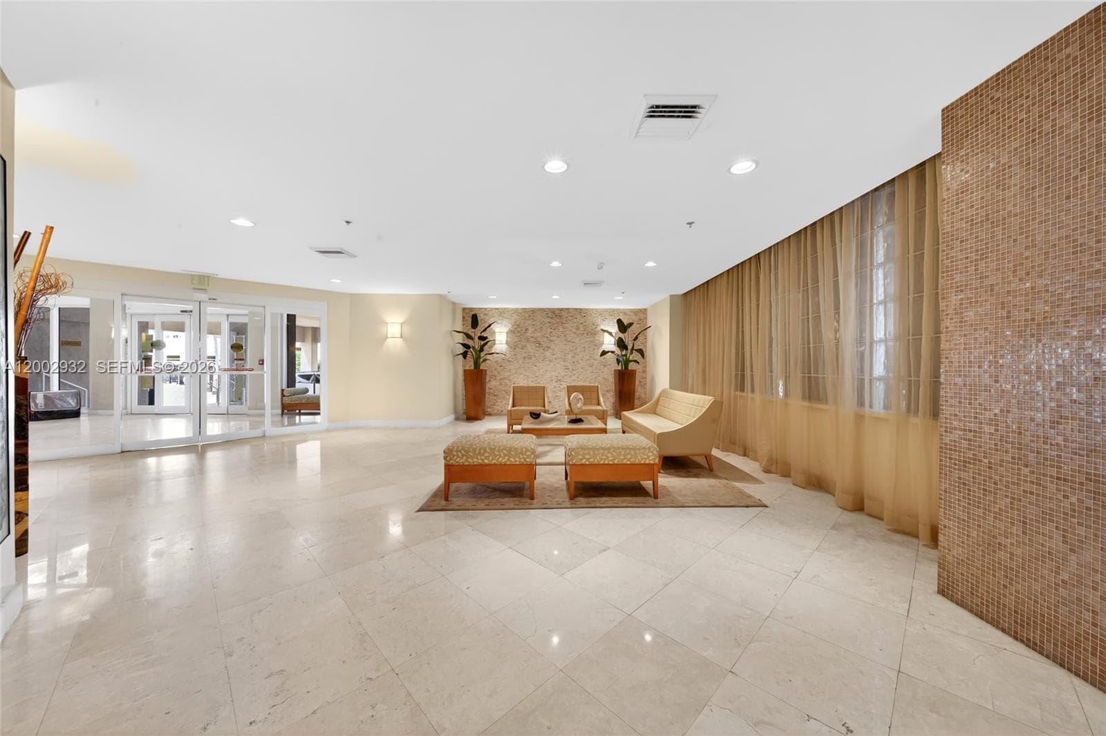 6767 Collins Ave 1609 photo 22