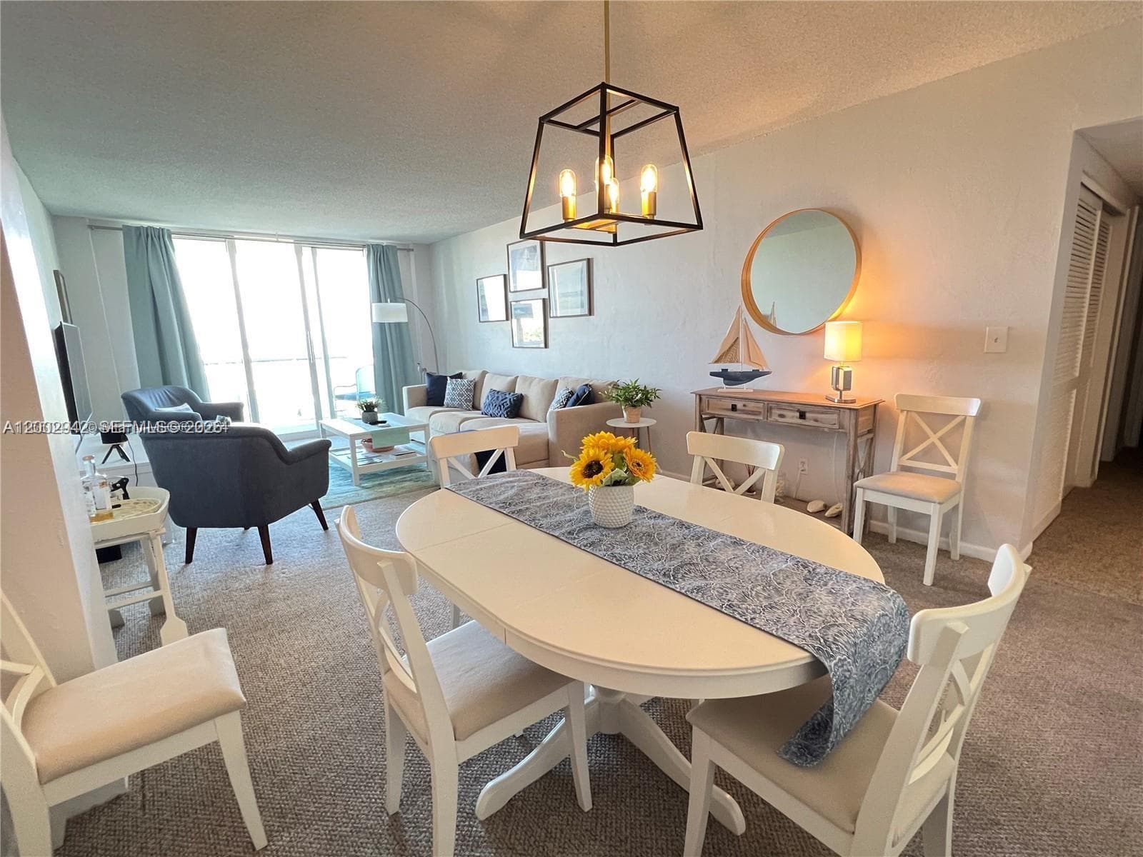 19380 Collins Ave 818 photo 4