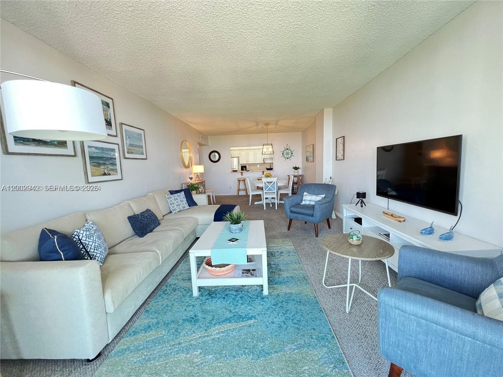 19380 Collins Ave 818 photo 8