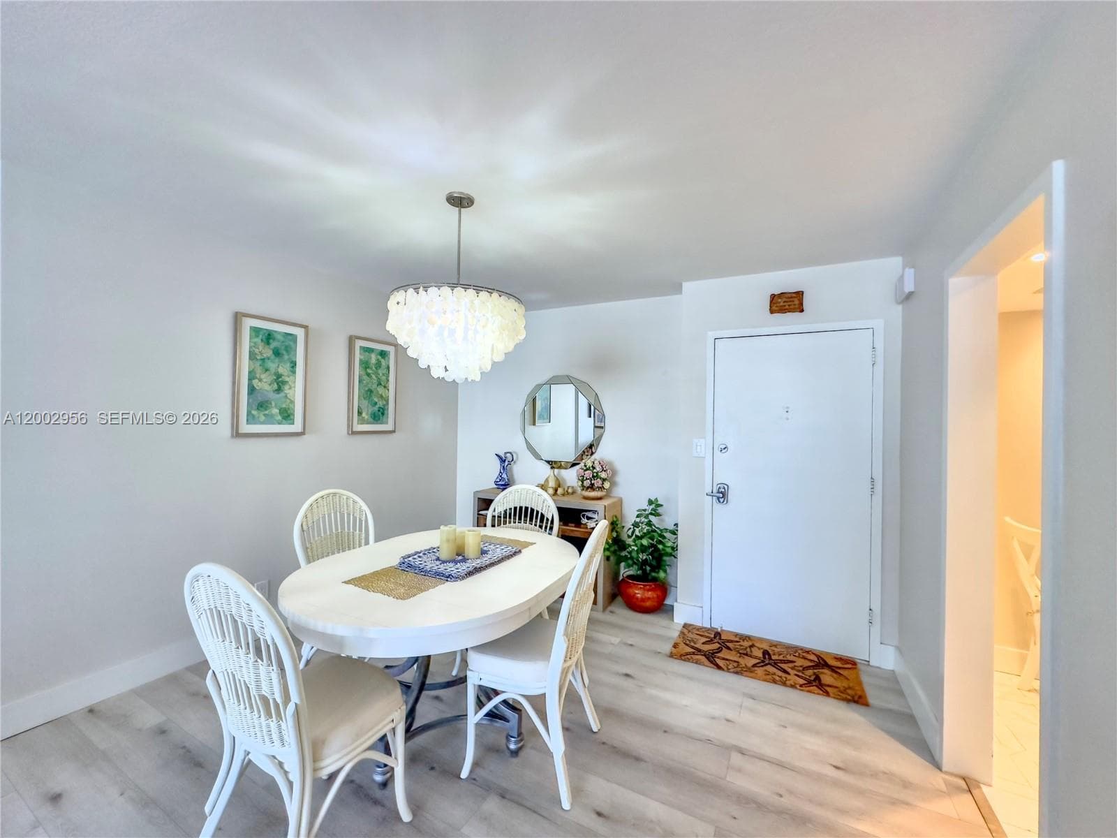 2030 Ocean Dr 1922 photo 10