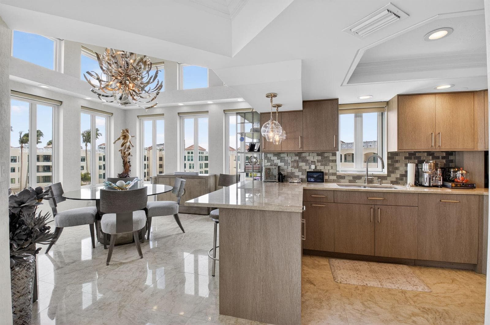 100 SE 5th Avenue Ph 7 photo 10