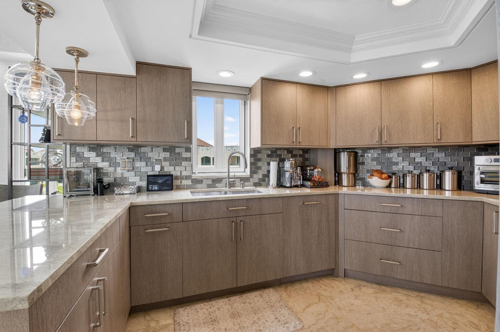 100 SE 5th Avenue Ph 7 photo 11