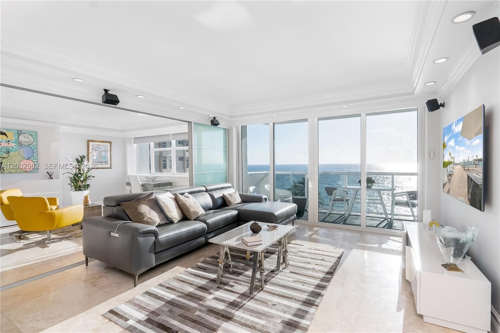 3140 Ocean Dr (Avail 7/15-11/15 flex) 606 photo 2