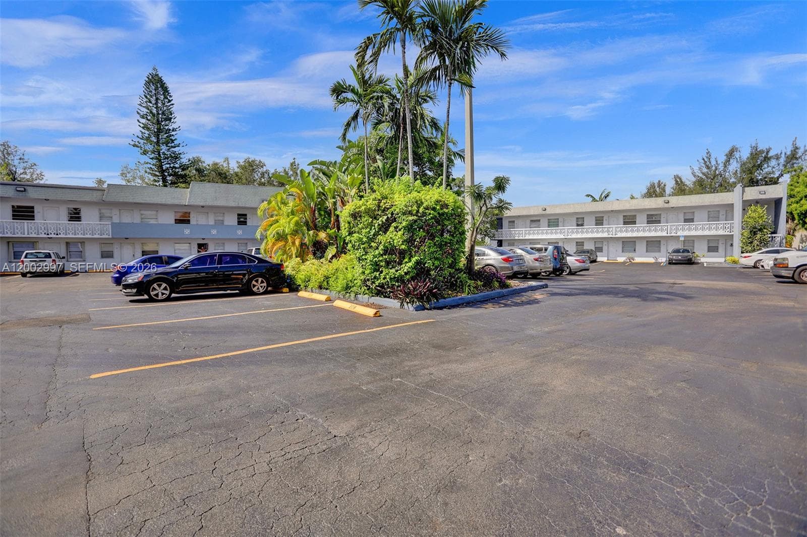 1860 Venice Park Dr 213 photo 23