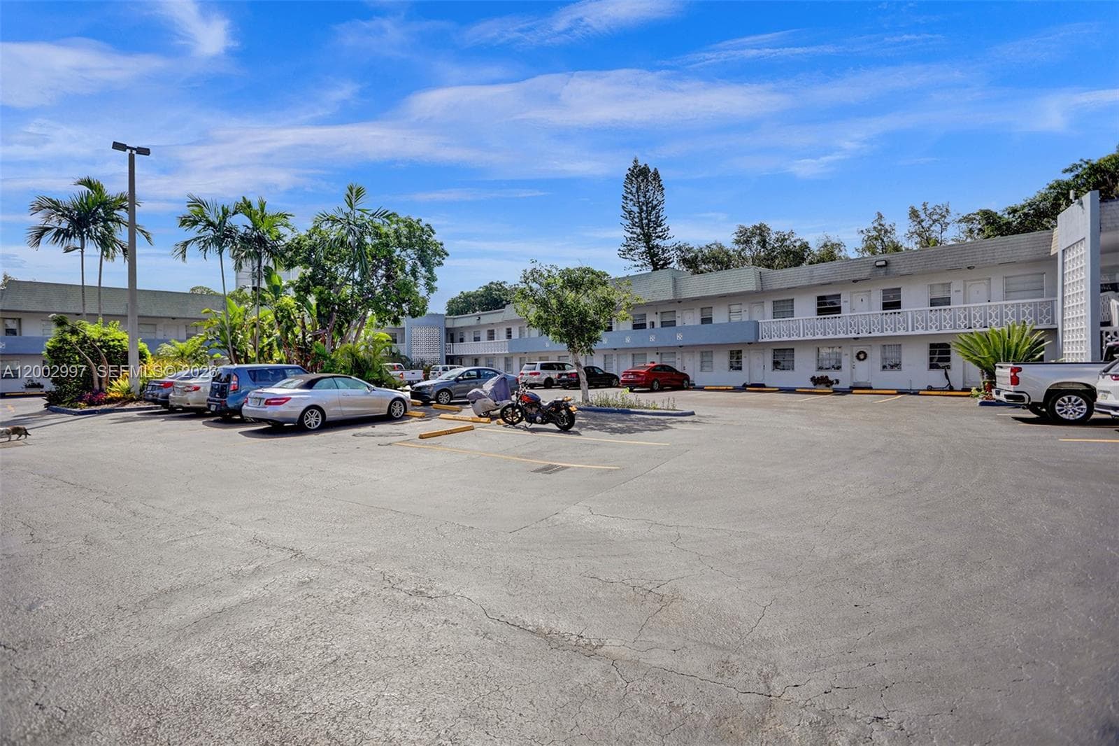 1860 Venice Park Dr 213 photo 16