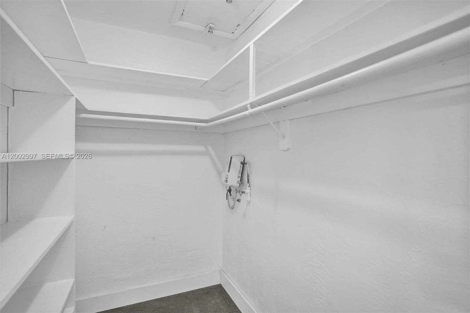 1860 Venice Park Dr 213 photo 24