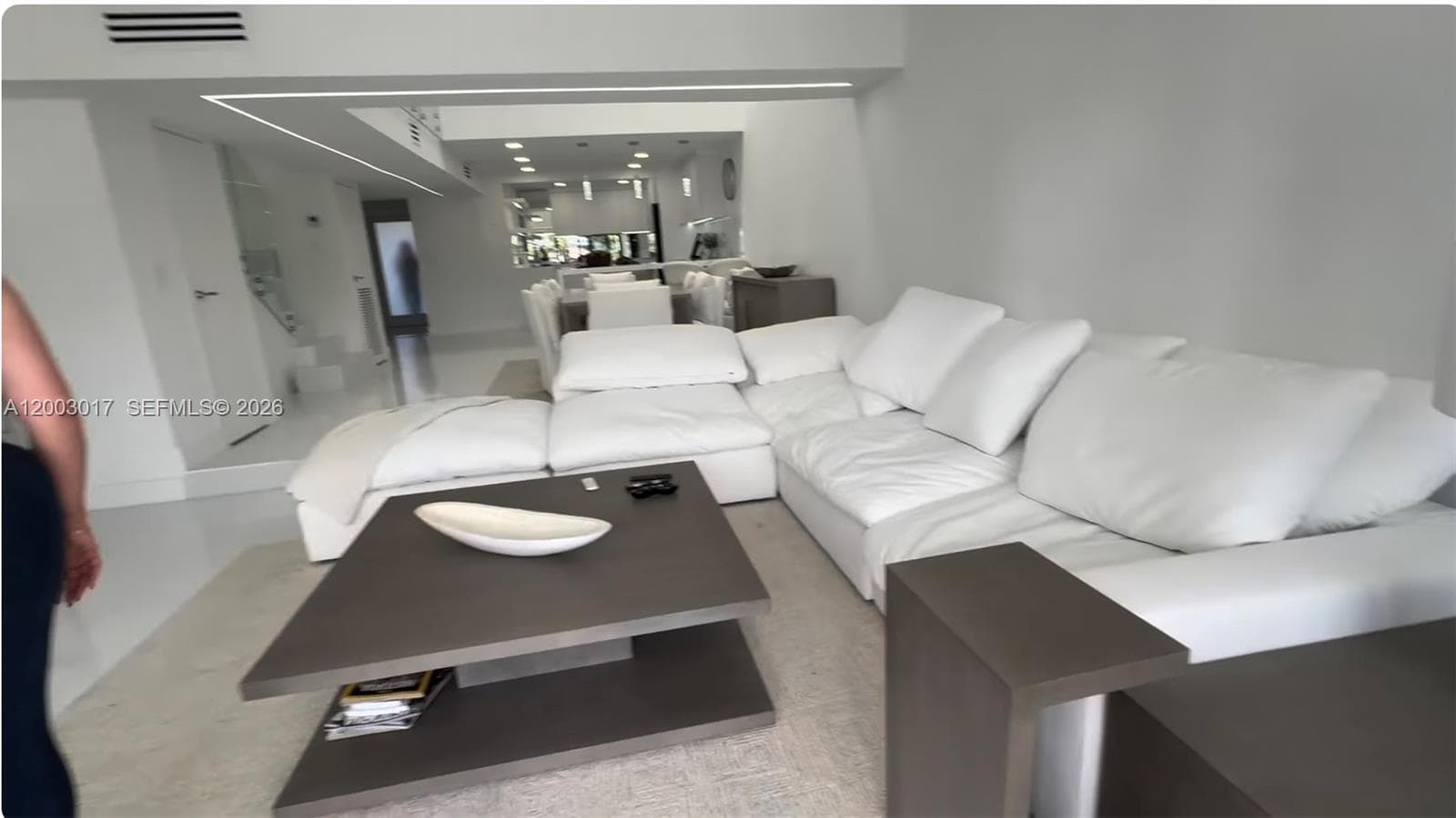 336 Poinciana Dr 1008 photo 6