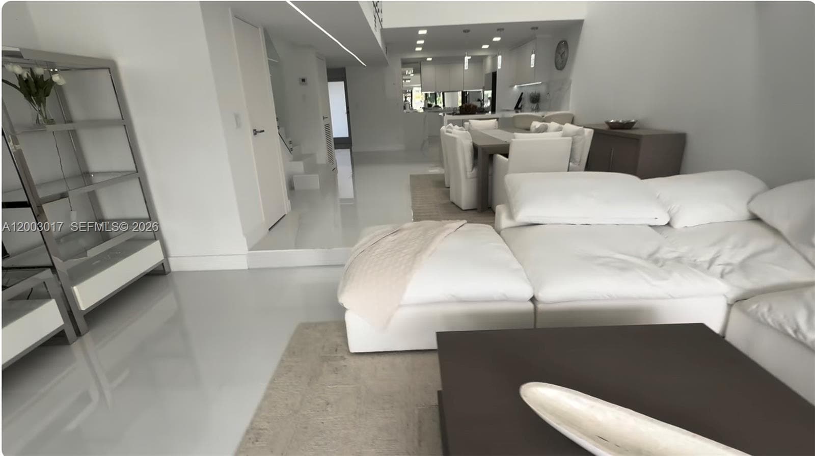 336 Poinciana Dr 1008 photo 8