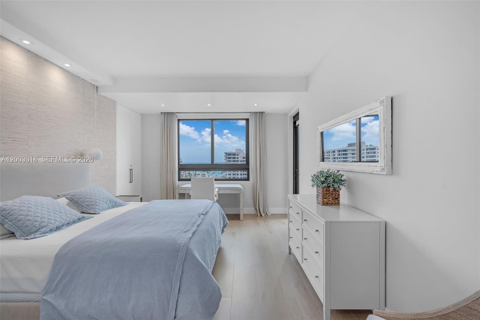 151 Crandon Blvd 1002 photo 12