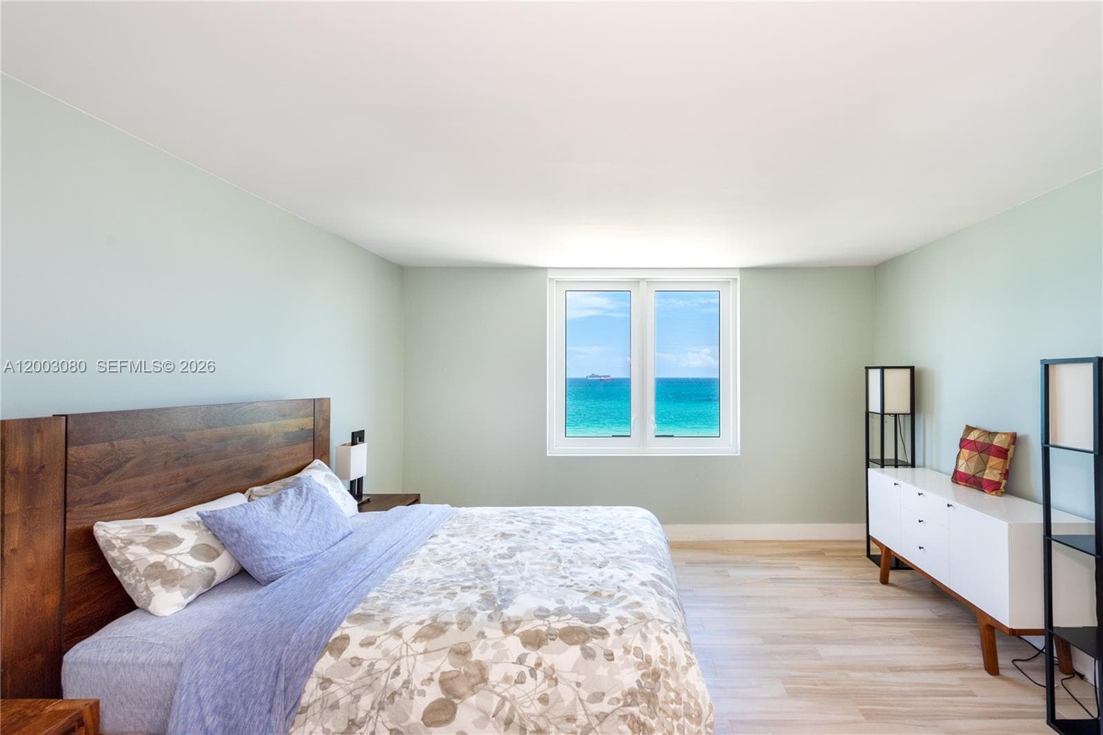 2301 Collins Ave 1009 photo 8