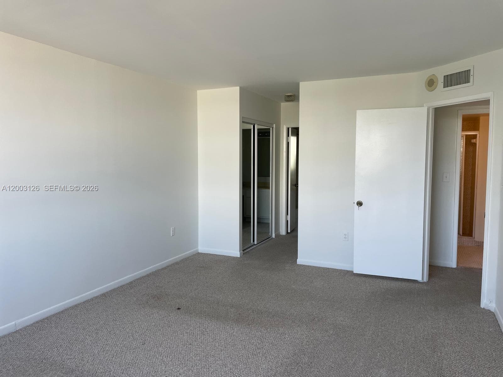 2851 NE 183rd St 509E photo 12