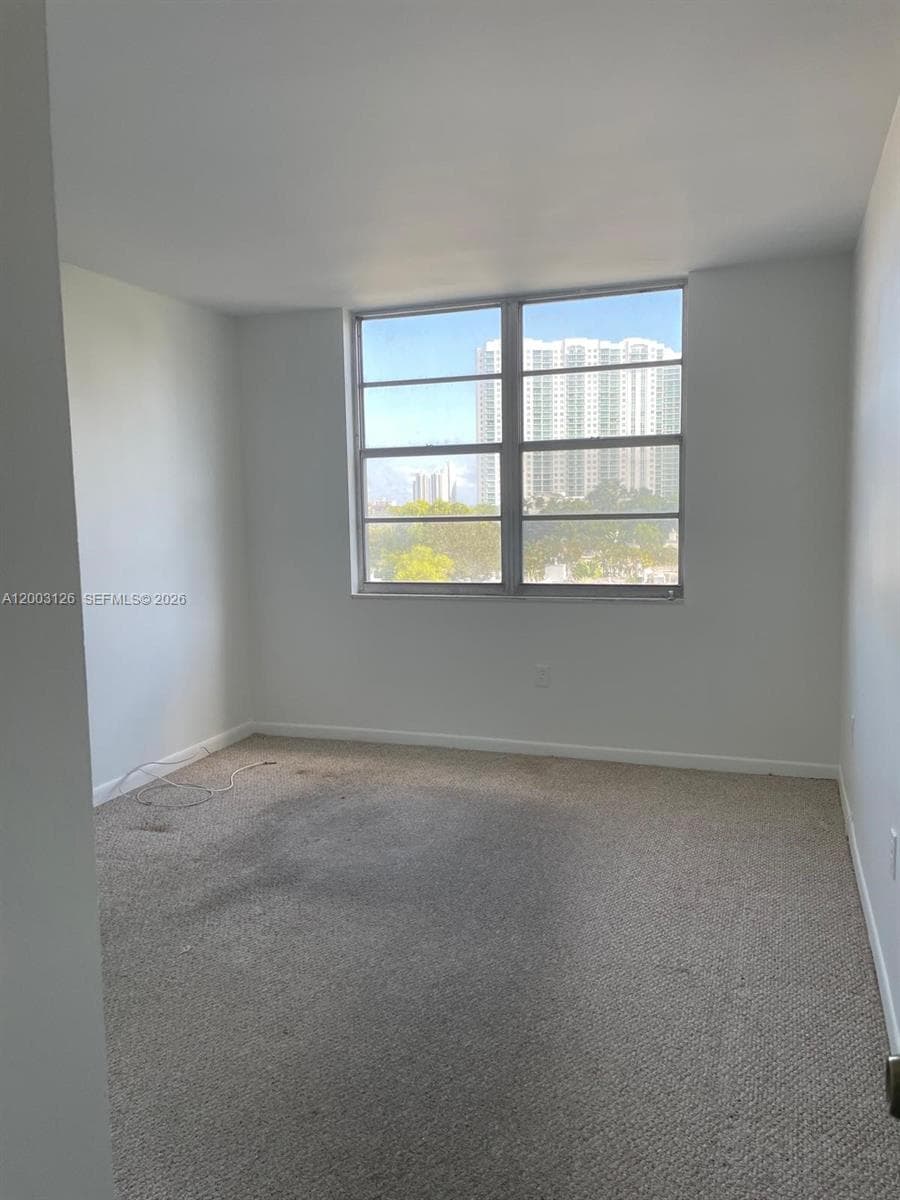 2851 NE 183rd St 509E photo 25
