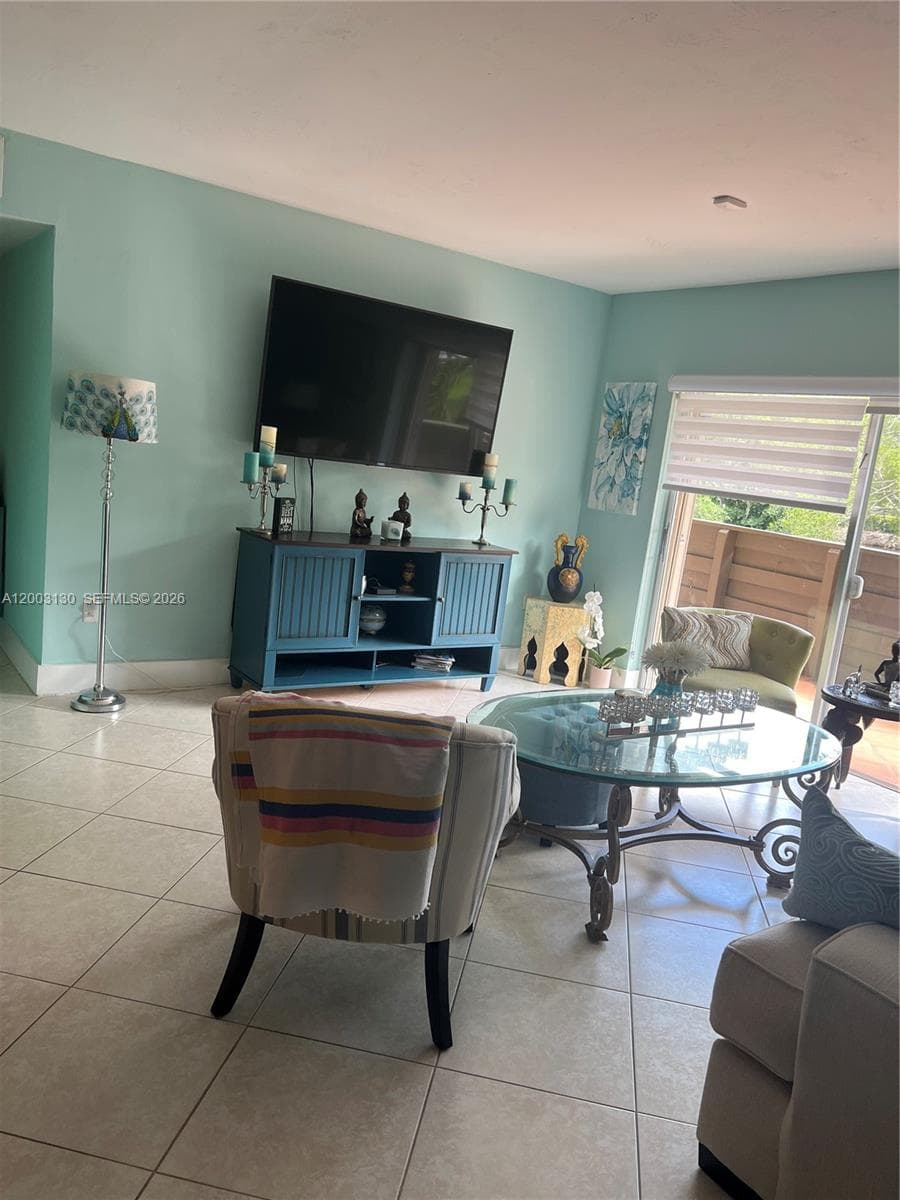 8335 72nd Ave 212D photo 3