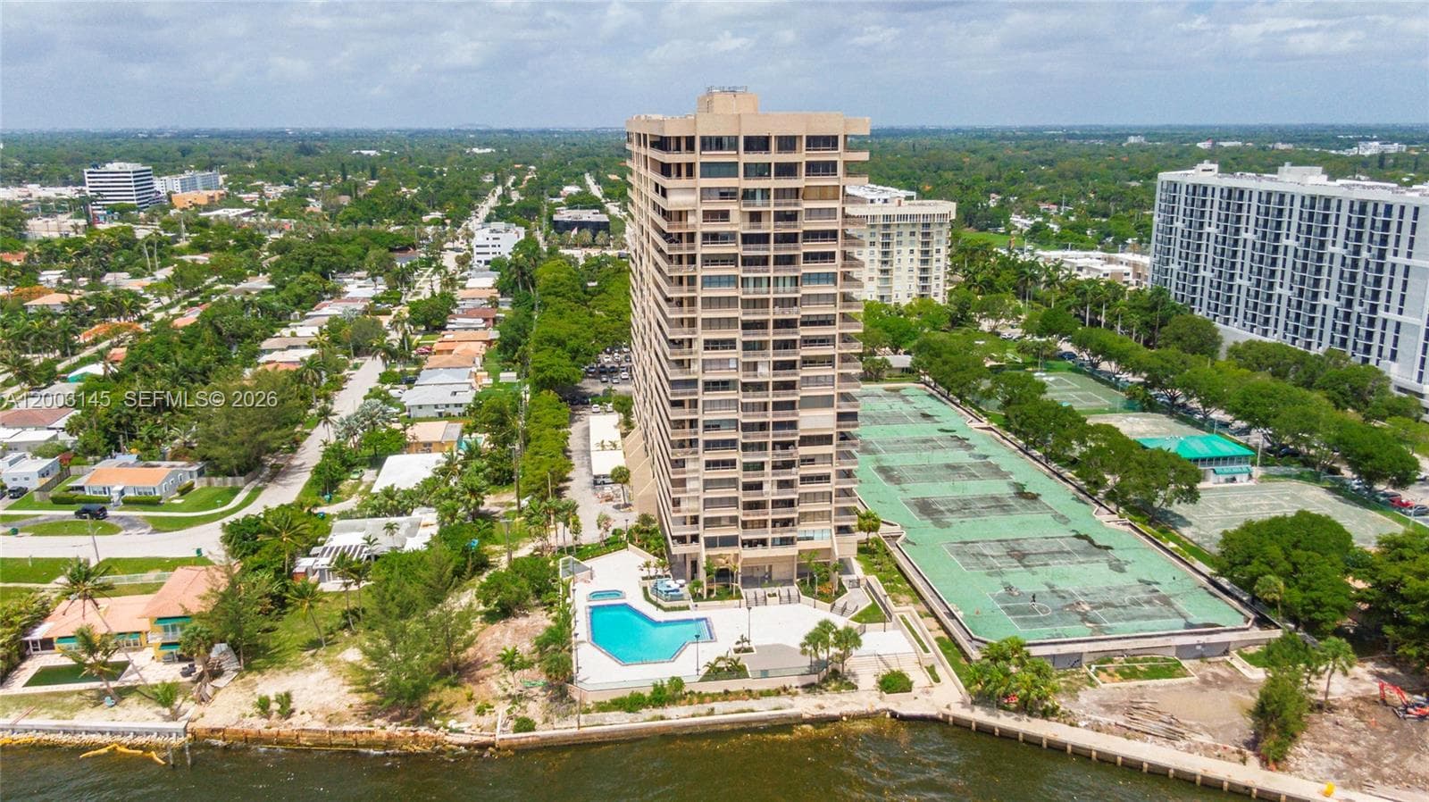 11113 Biscayne Blvd 1554 photo 12