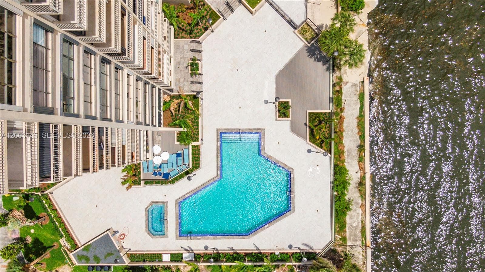 11113 Biscayne Blvd 1554 photo 11