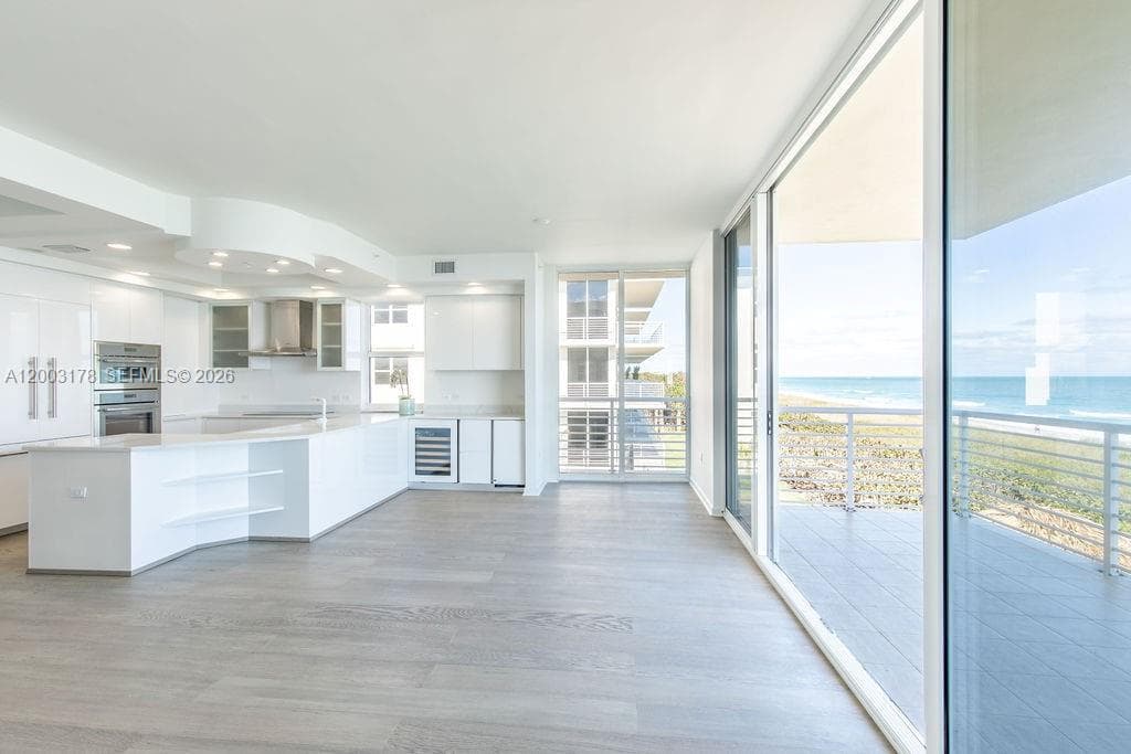 4802 N Highway A1a 3D photo 2