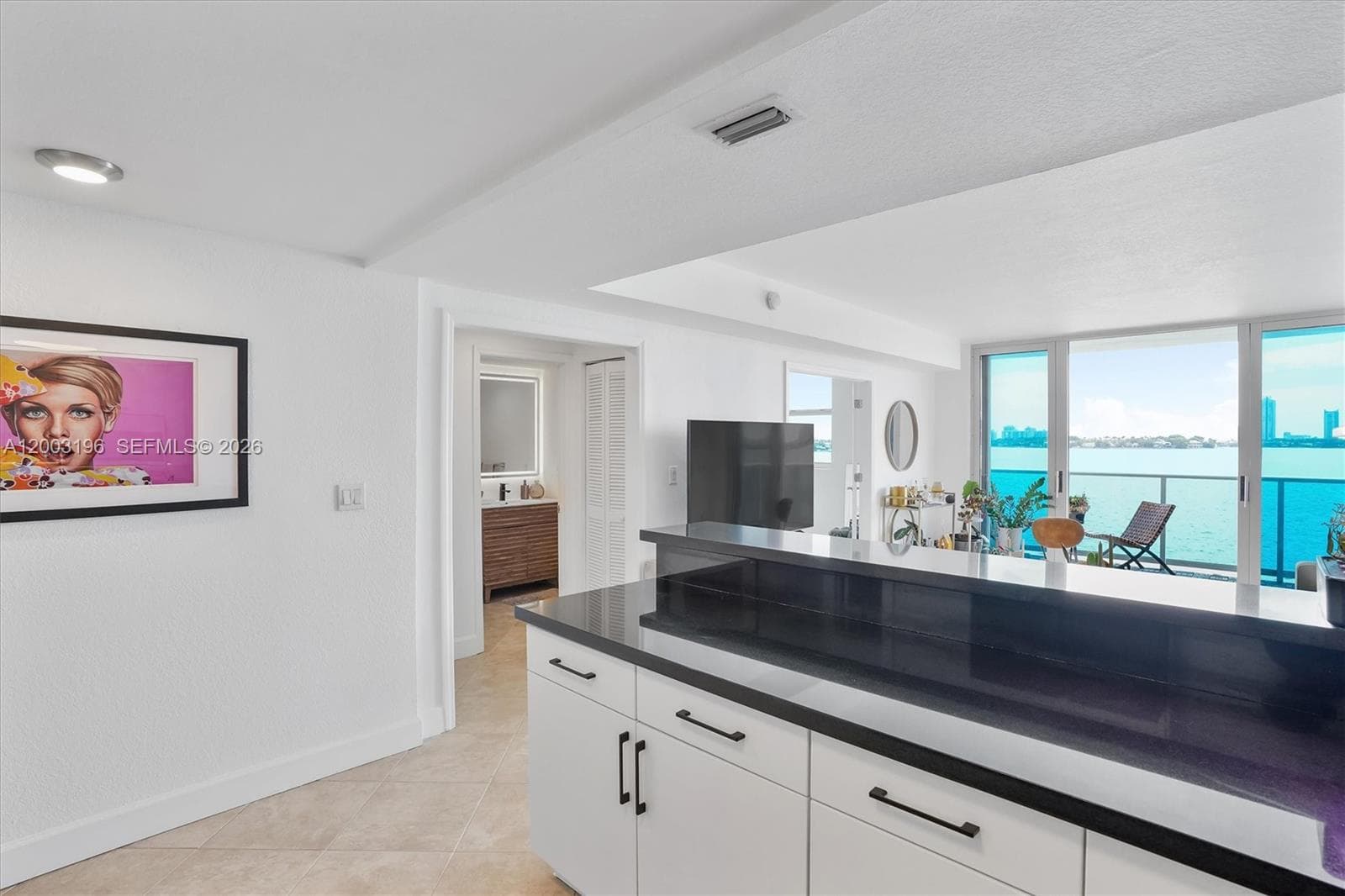 7501 Treasure Dr 4EF photo 6