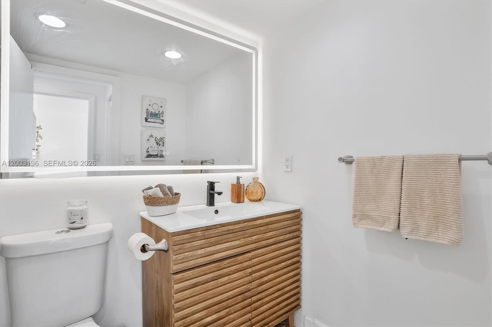 7501 Treasure Dr 4EF photo 7