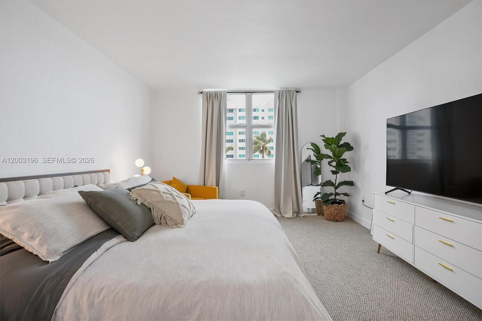 7501 Treasure Dr 4EF photo 15