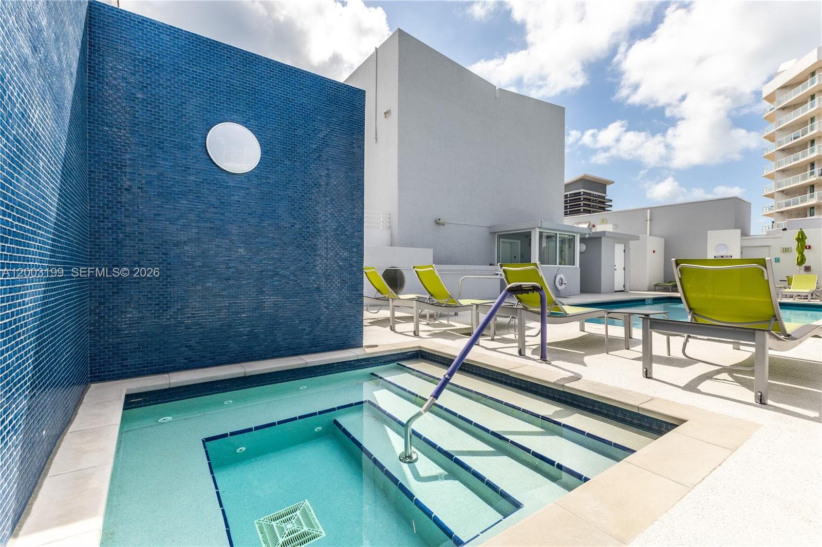 5970 INDIAN CREEK DR 405 photo 10