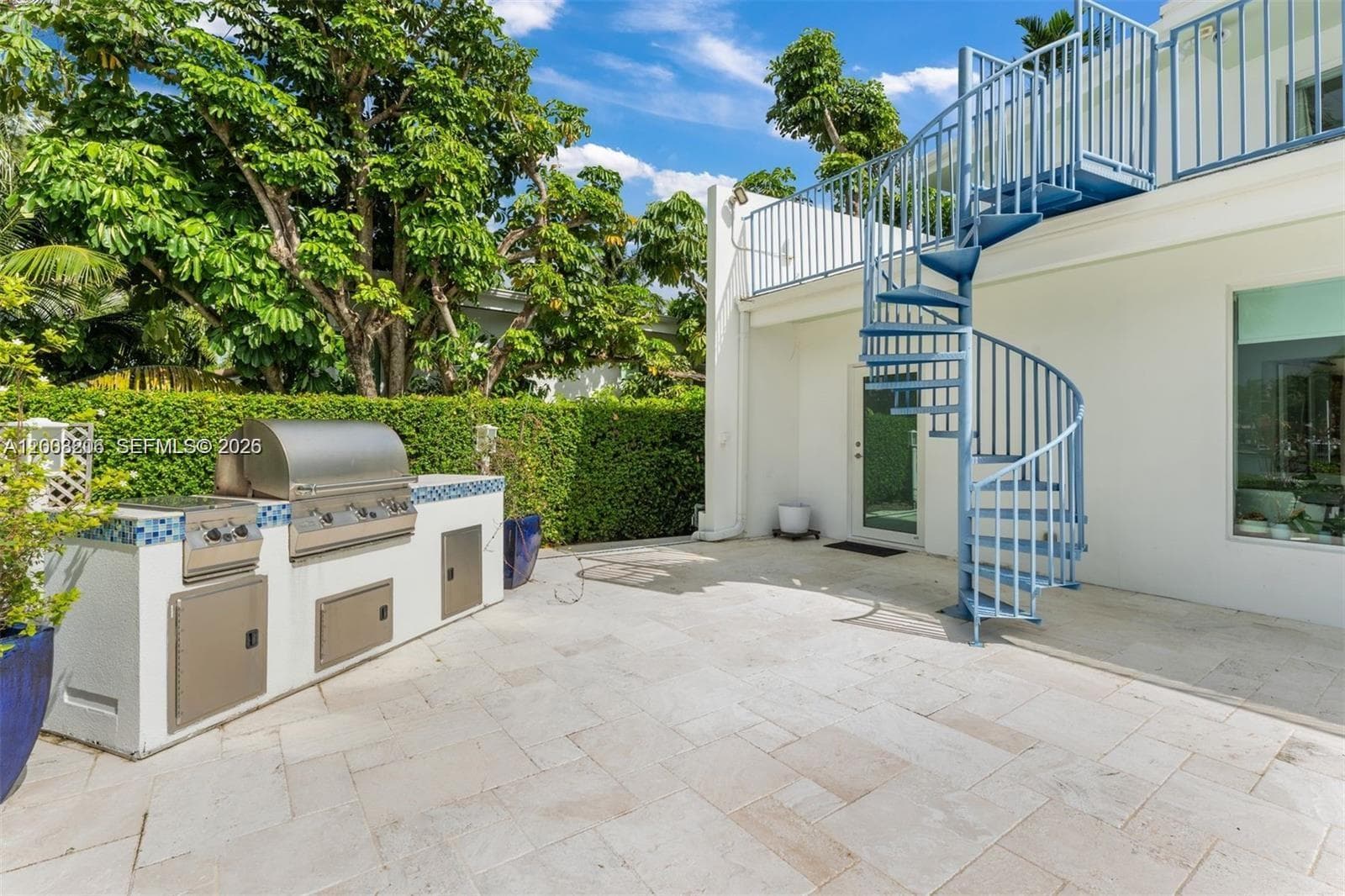 8900 Bay Dr photo 24