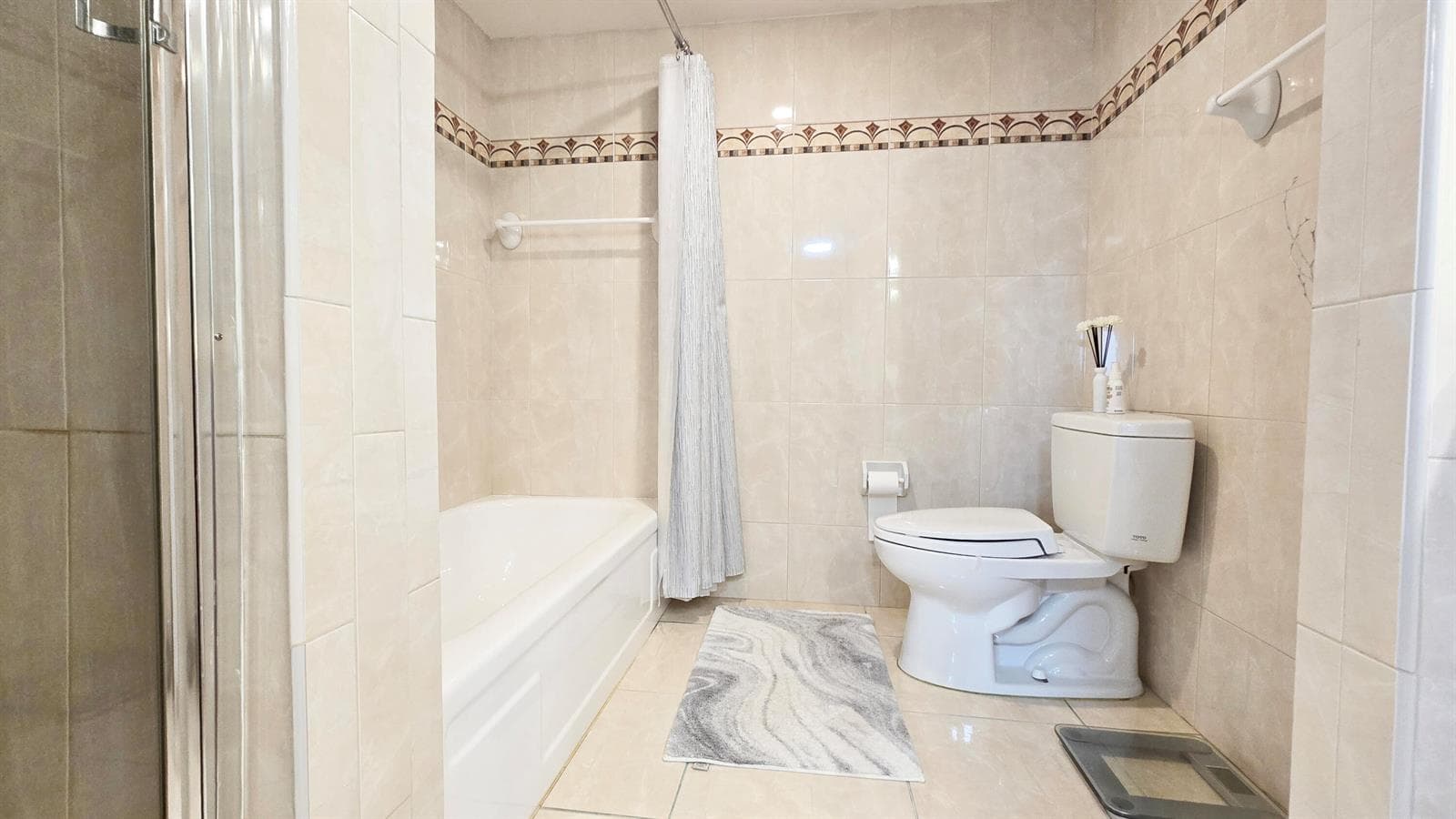 1400 S Ocean Drive 505 photo 9