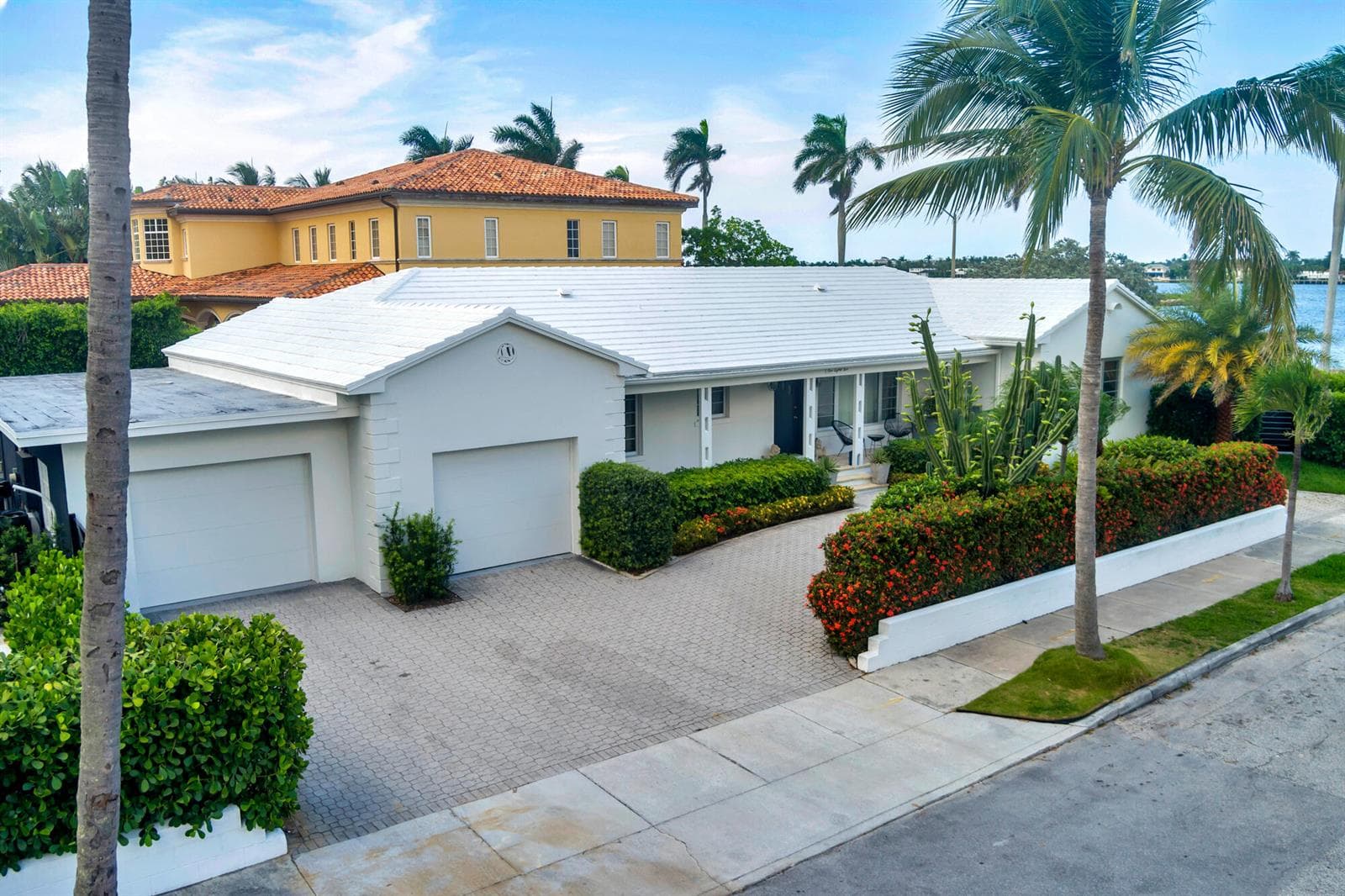185 Almeria Road photo 6