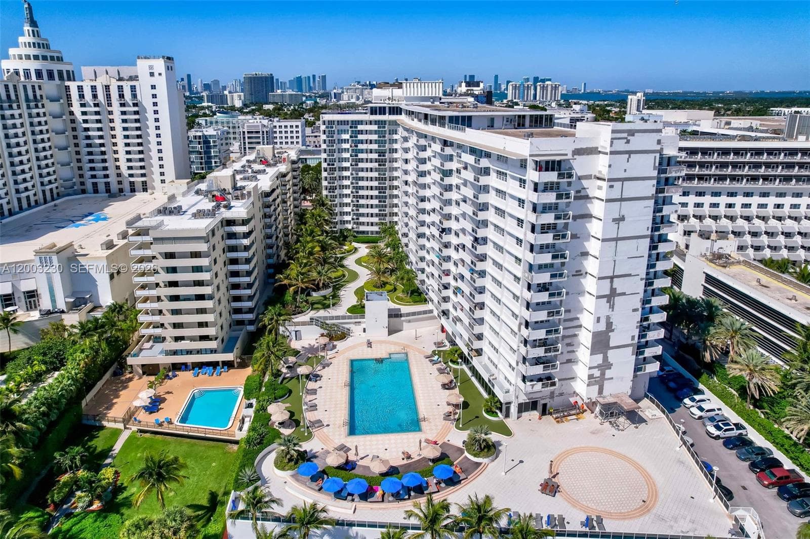 100 Lincoln Rd 1008 photo 14