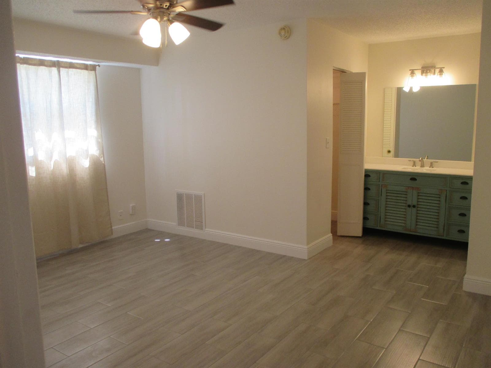 106 Lake Dora Drive photo 5