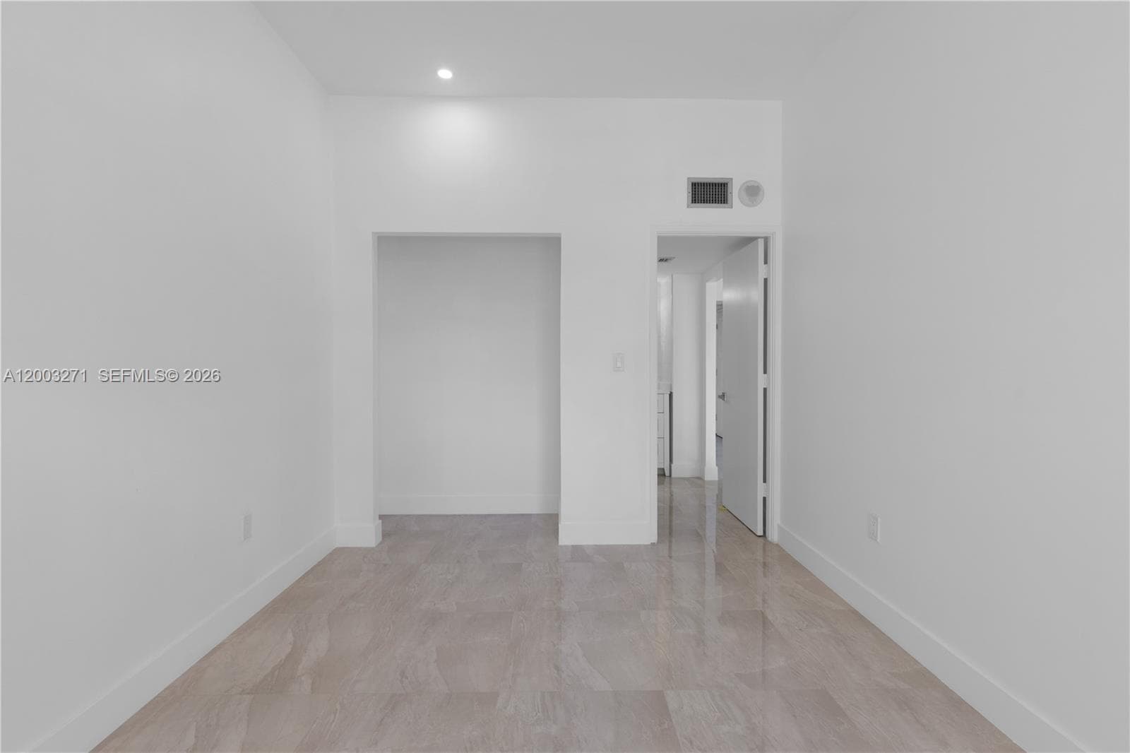 3731 Country Club Dr 124 photo 17