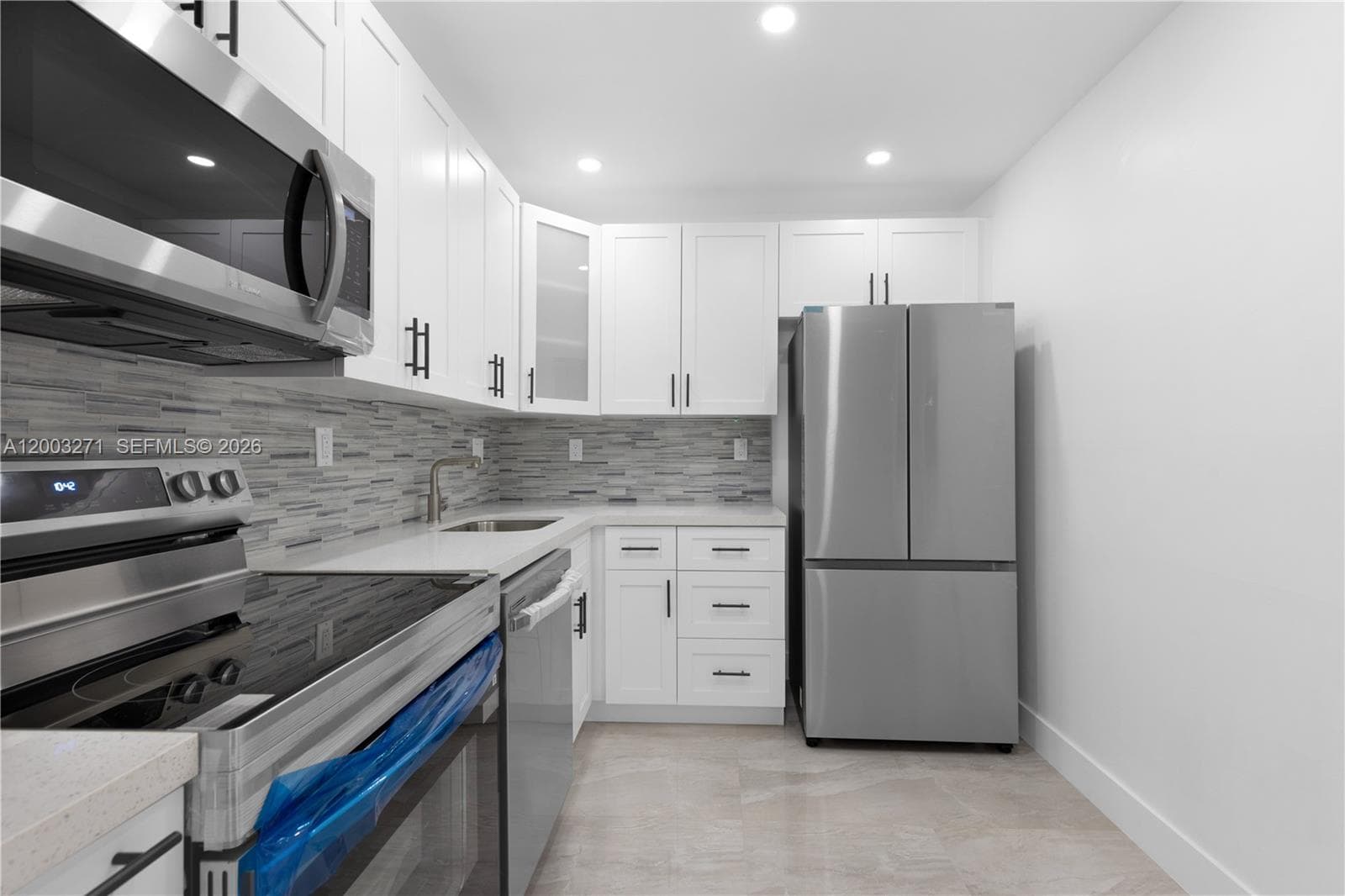 3731 Country Club Dr 124 photo 7