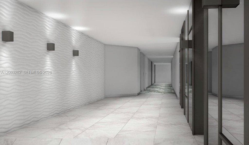 2555 Collins Ave 1805 photo 16