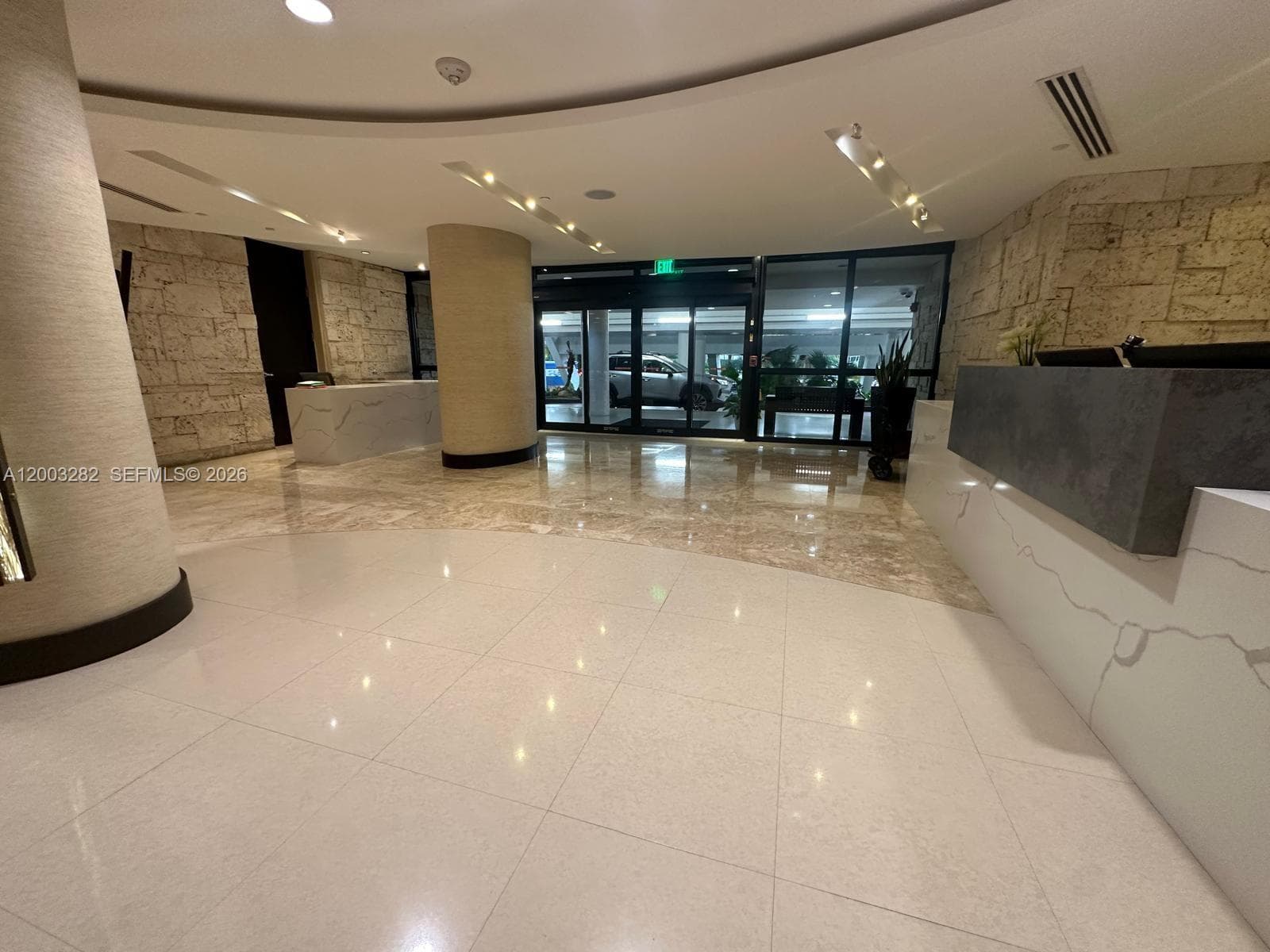 2555 Collins Ave 1805 photo 15