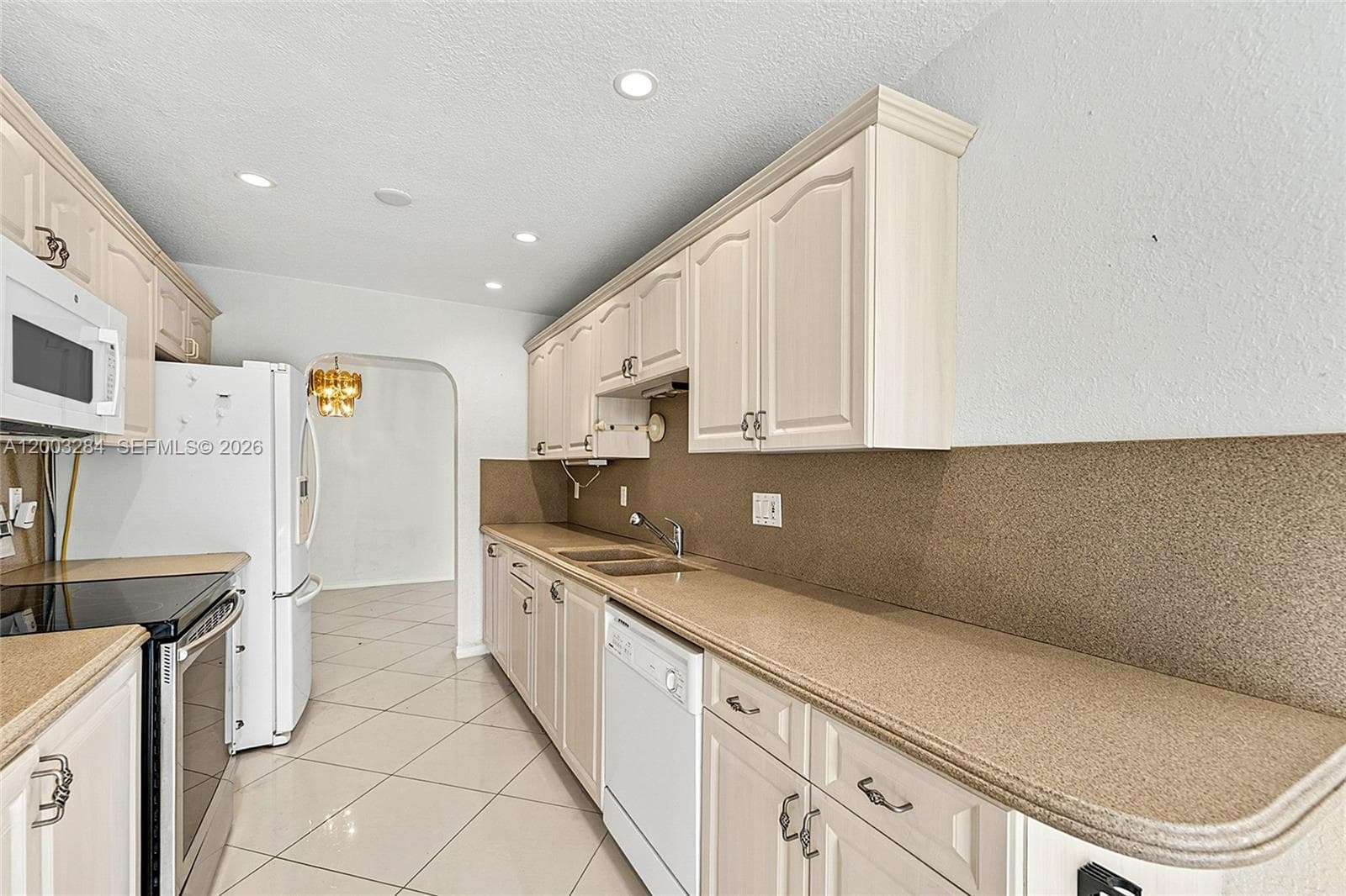 2832 10th Ave photo 13