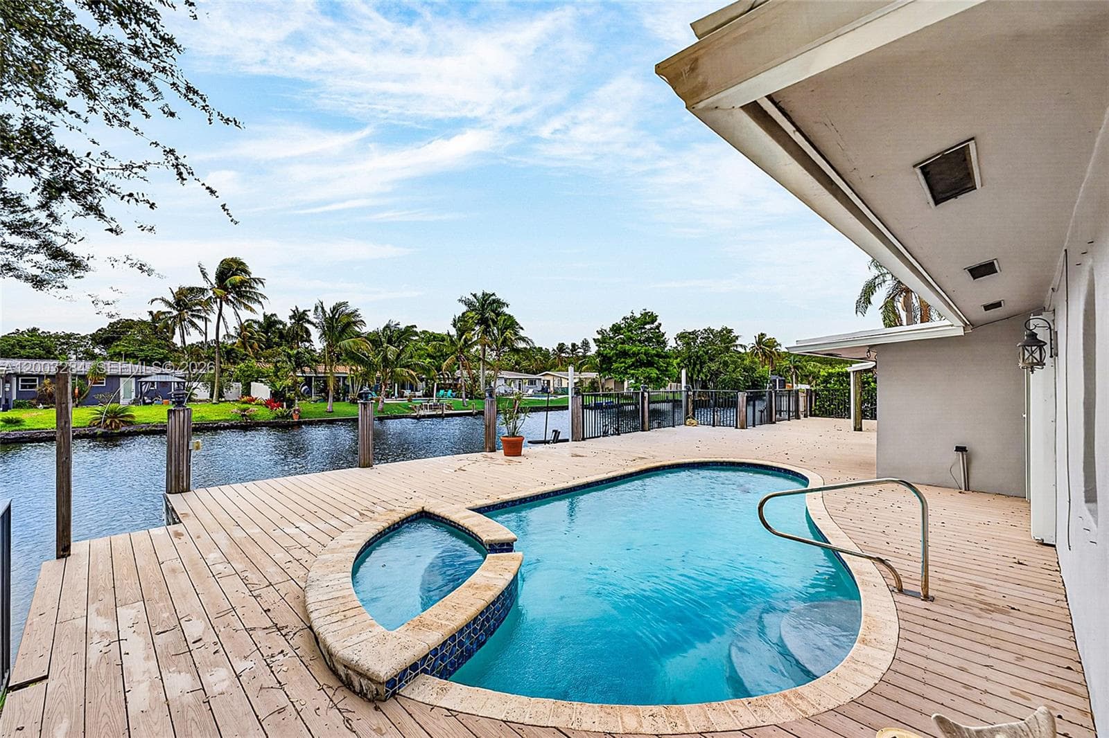 2832 10th Ave photo 5