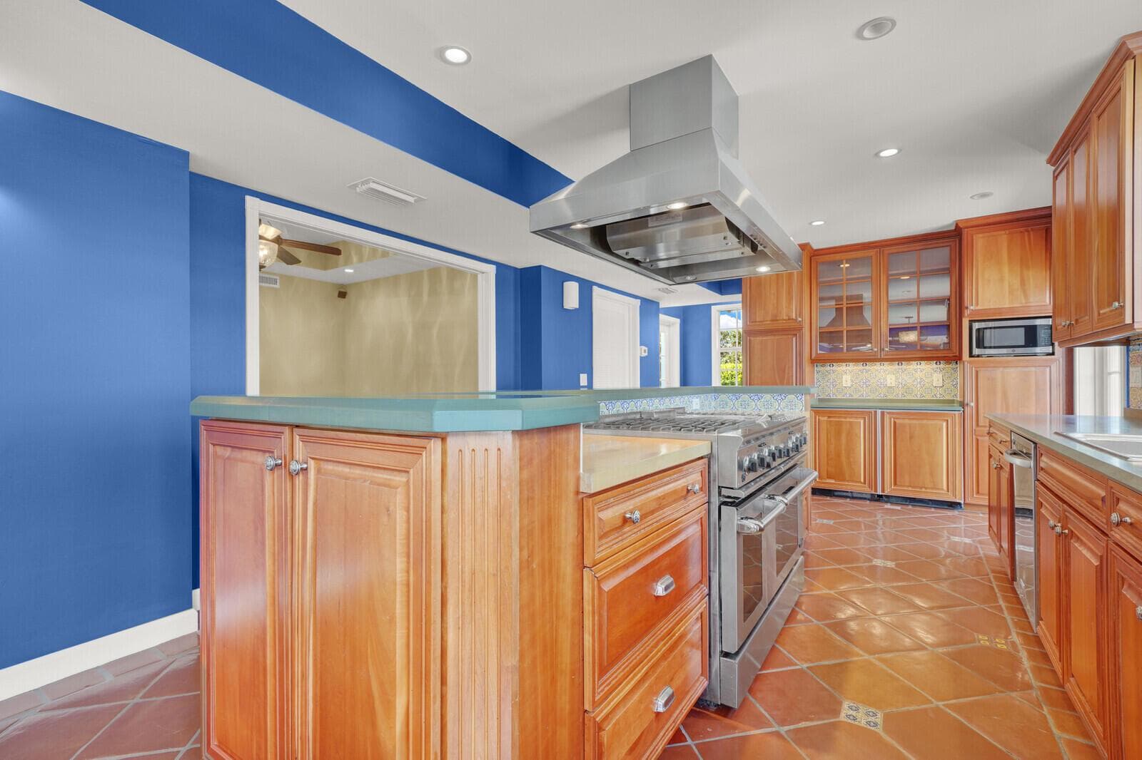 1210 Bimini Lane photo 24