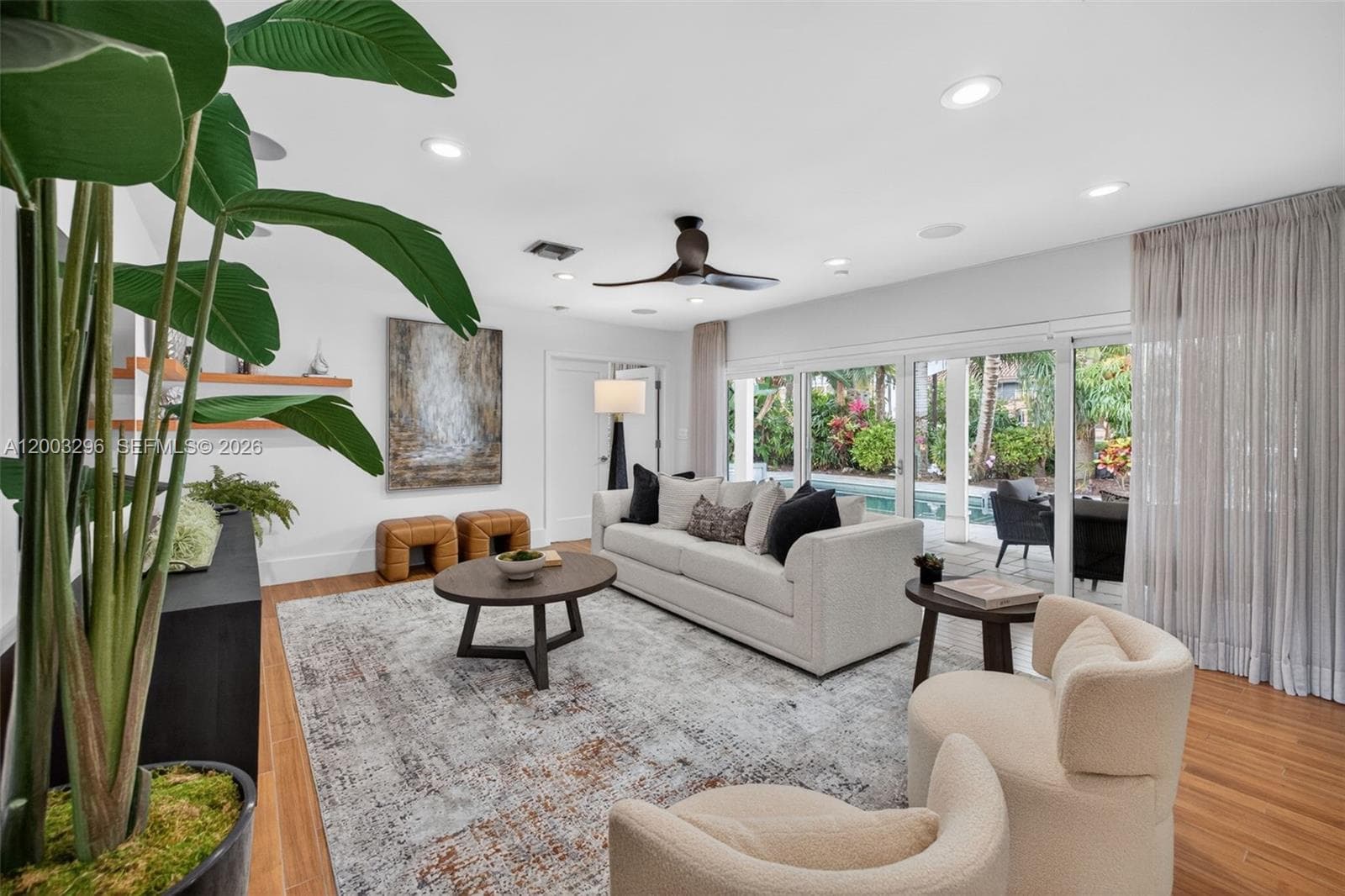 3050 41st St photo 4