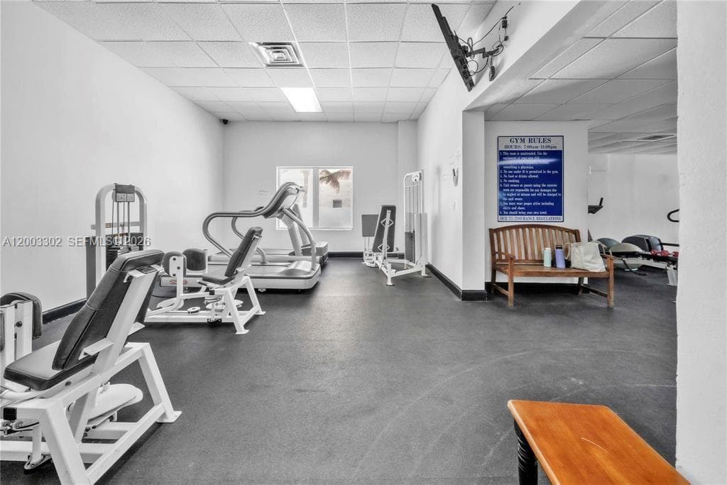 2201 Ocean Dr 1706(availbale now) photo 18