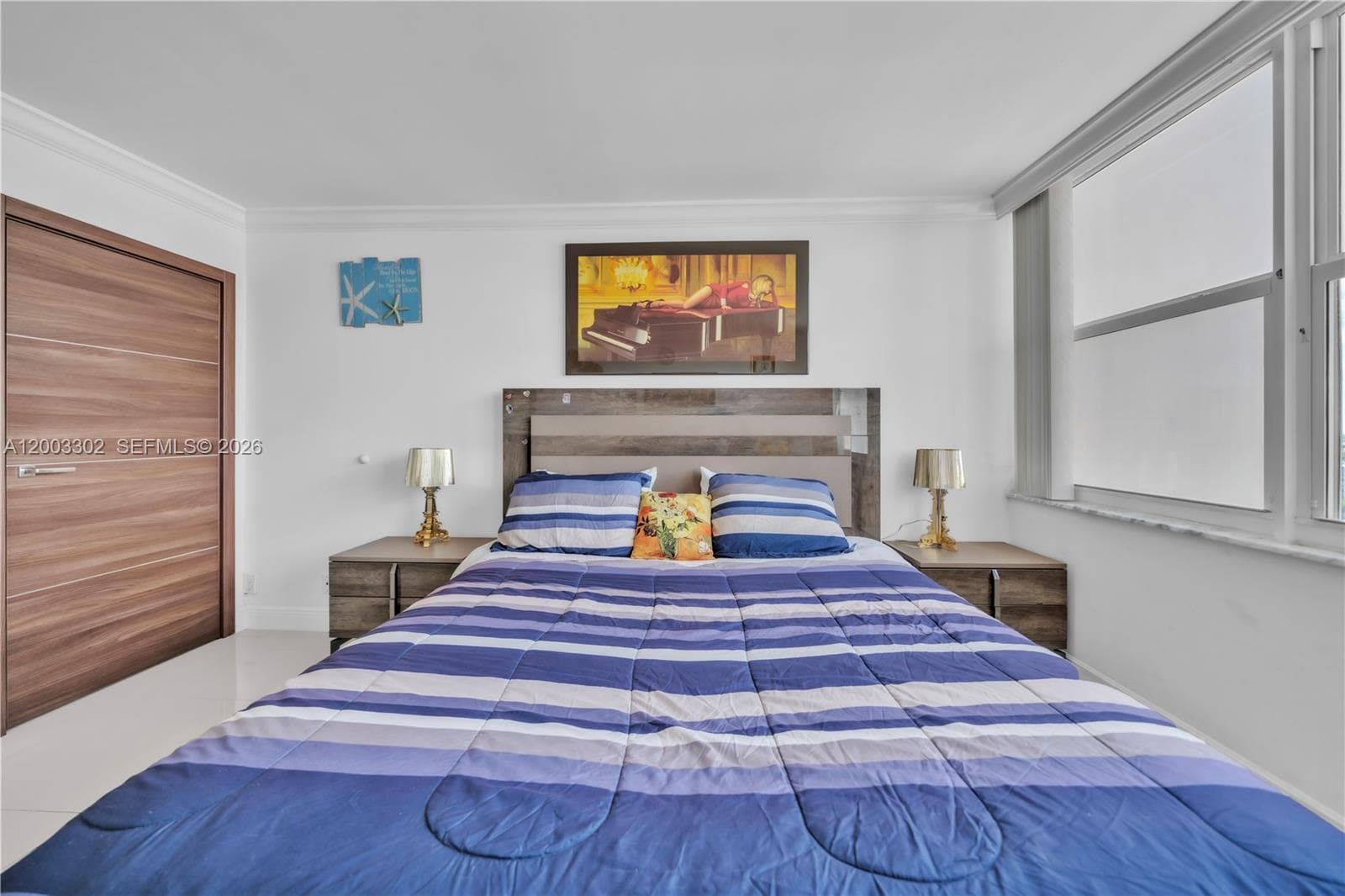 2201 Ocean Dr 1706(availbale now) photo 11