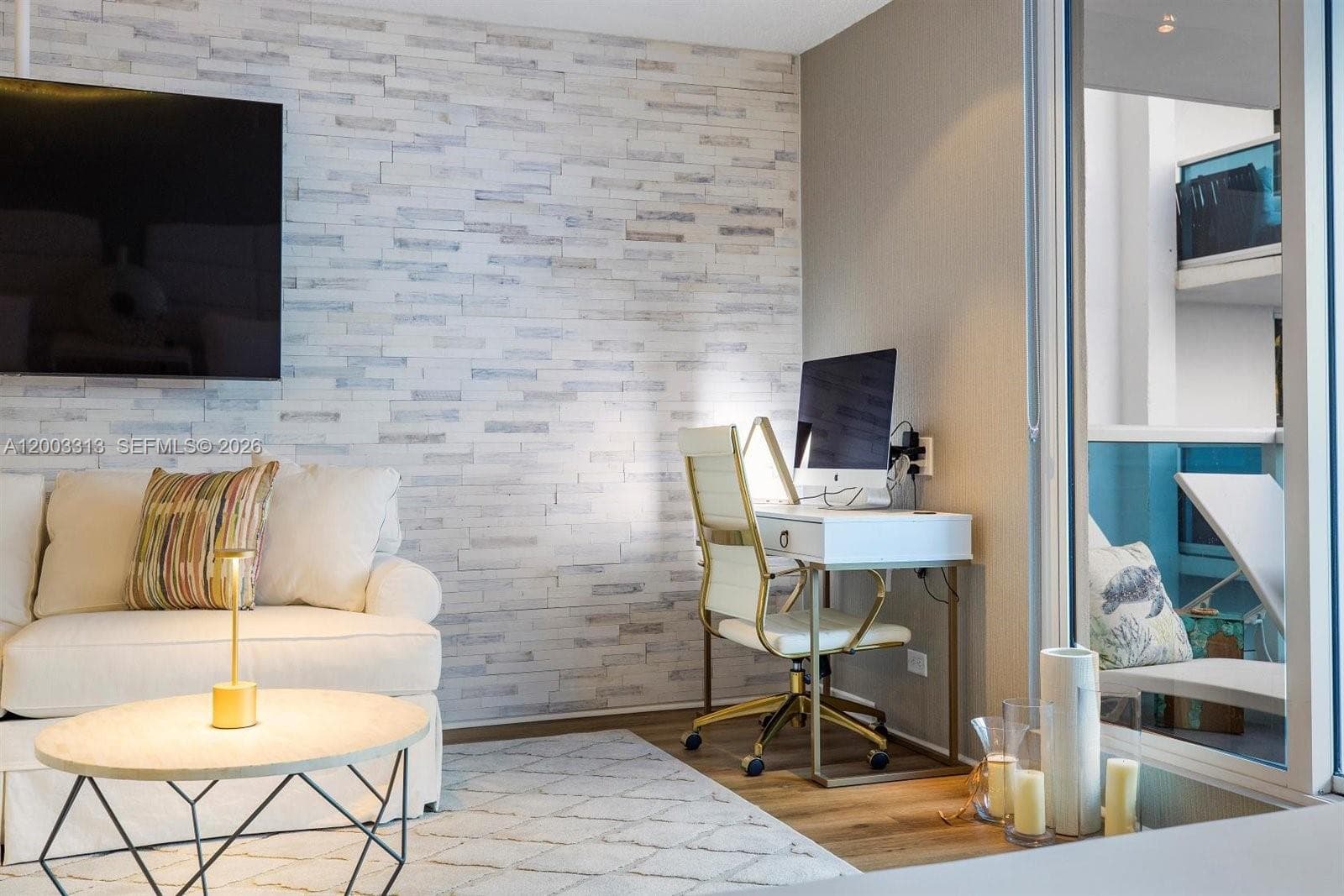 2301 Collins Ave 421 photo 7