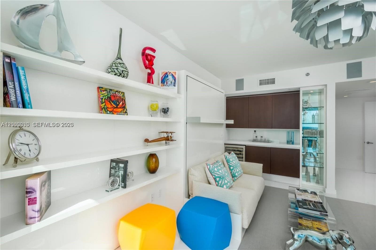 2711 Ocean Dr 2304 photo 16