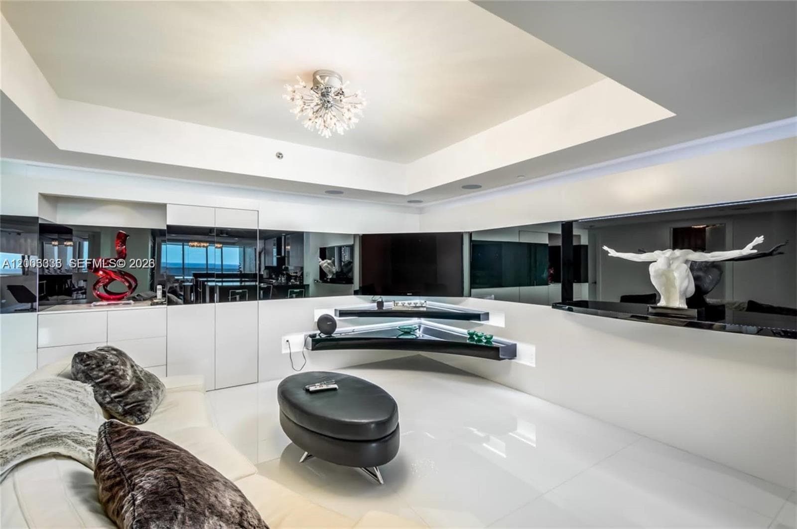 2711 Ocean Dr 2304 photo 12