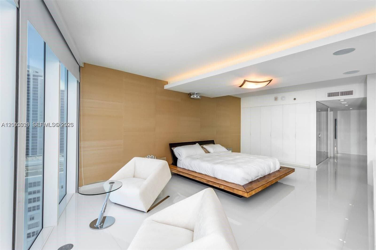 2711 Ocean Dr 2304 photo 15