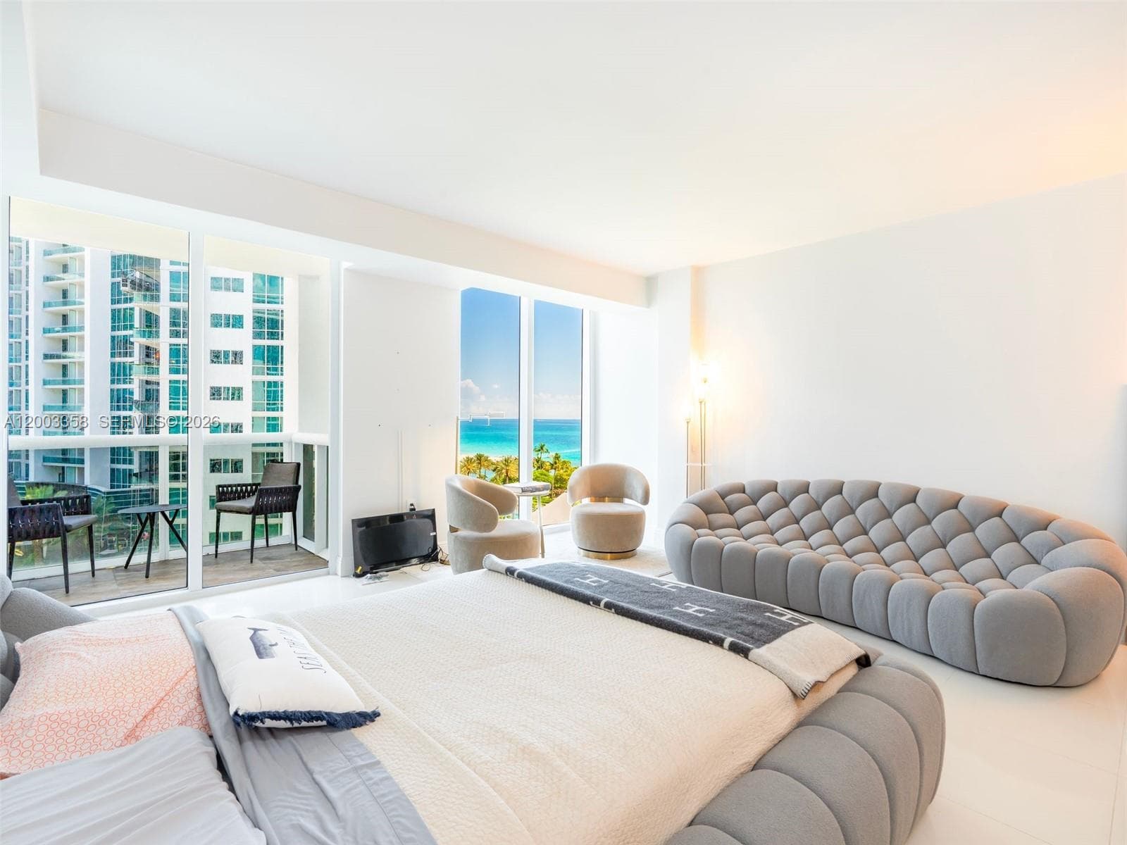 10275 Collins Ave 802 photo 13