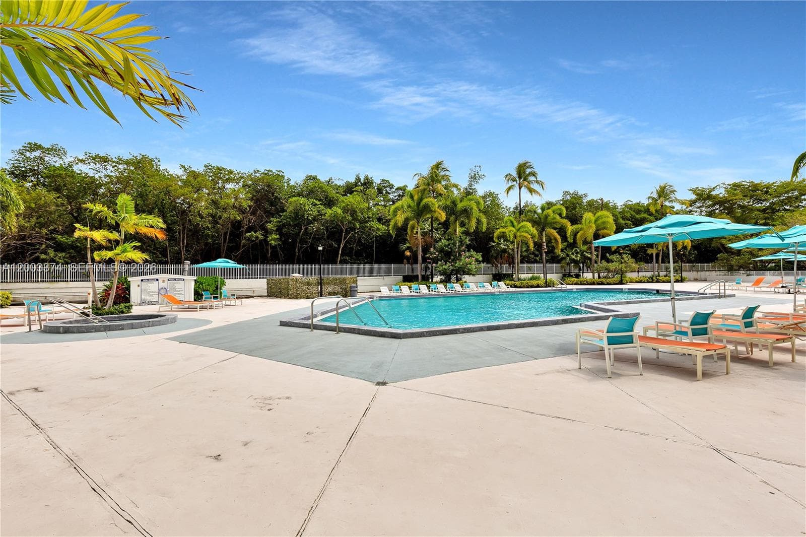 100 Bayview Dr 1002 photo 4