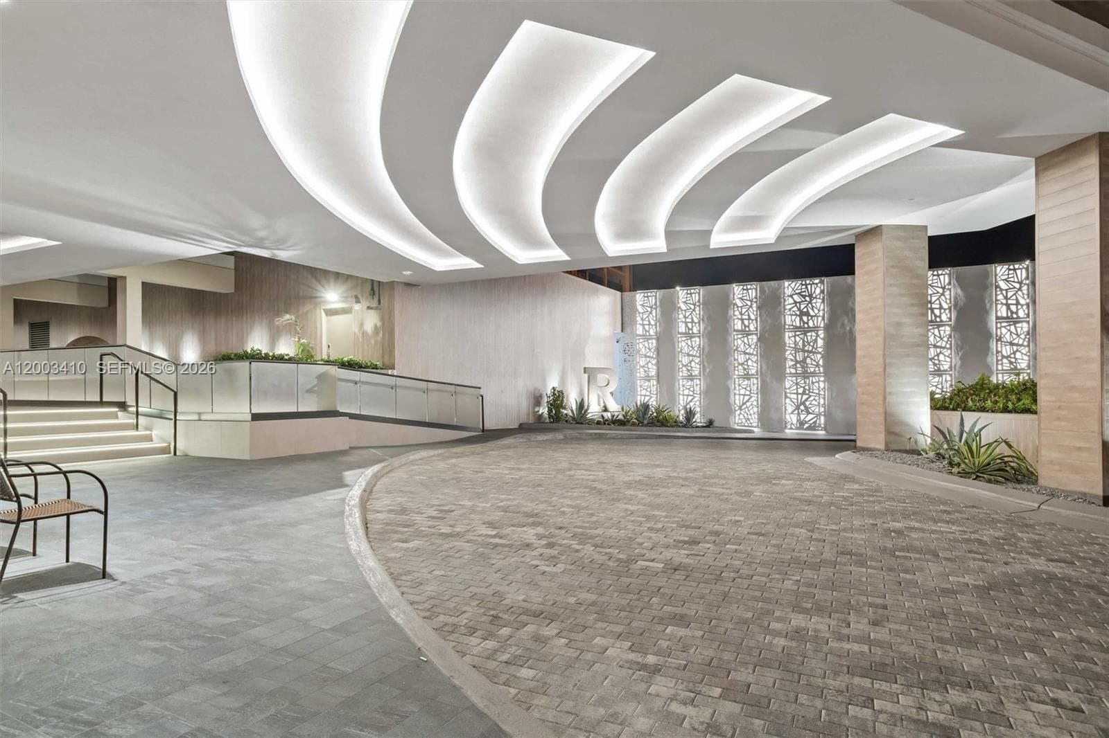 2301 Collins Ave 335 photo 22