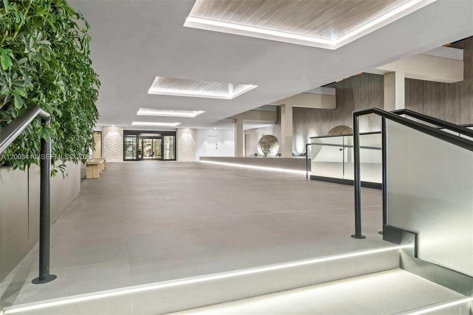 2301 Collins Ave 335 photo 21