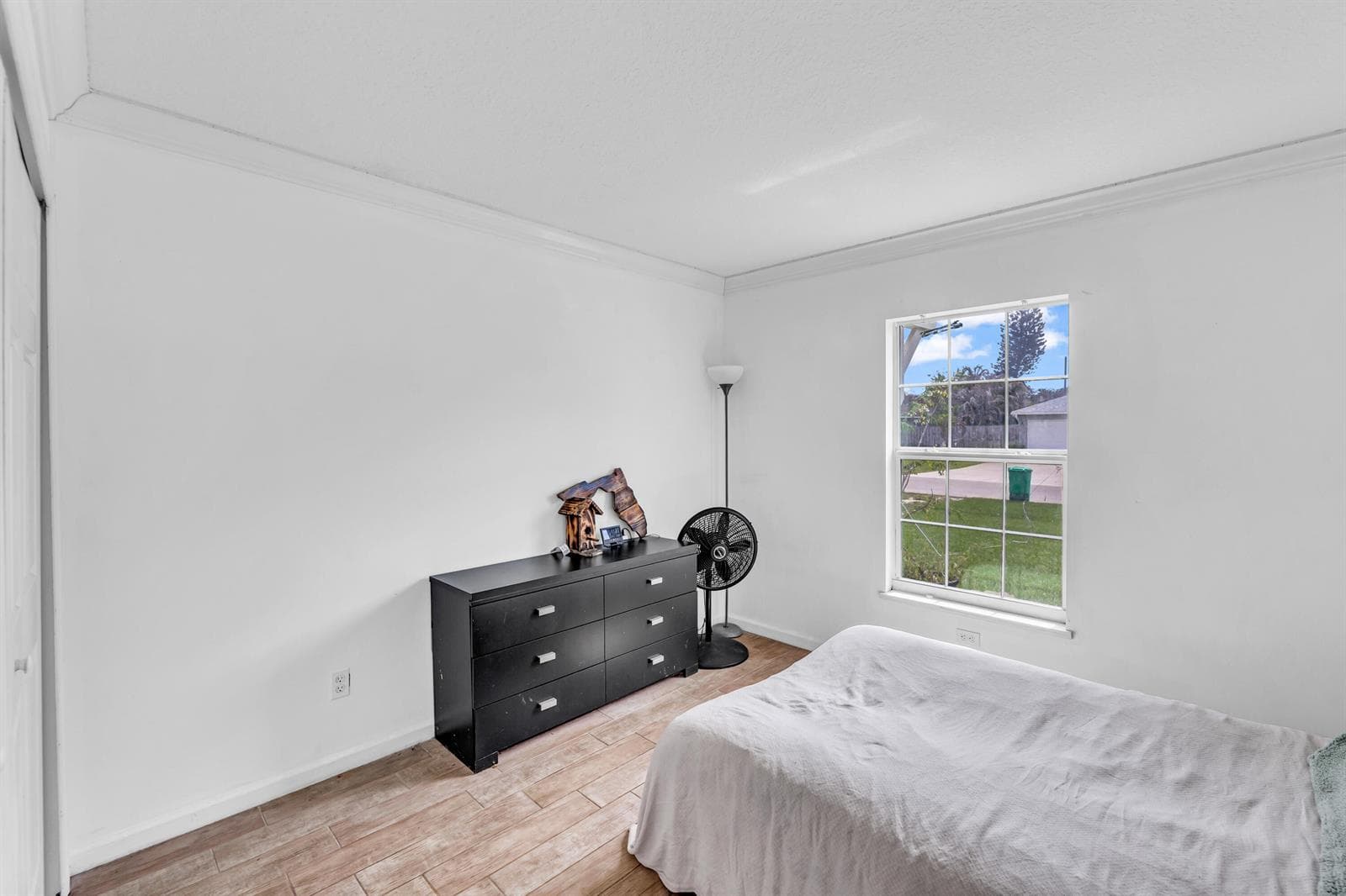 2530 SE Hemsing Street photo 23